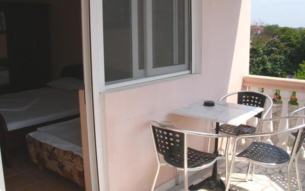 Di Vincenzo Inn Ulcinj Exterior foto