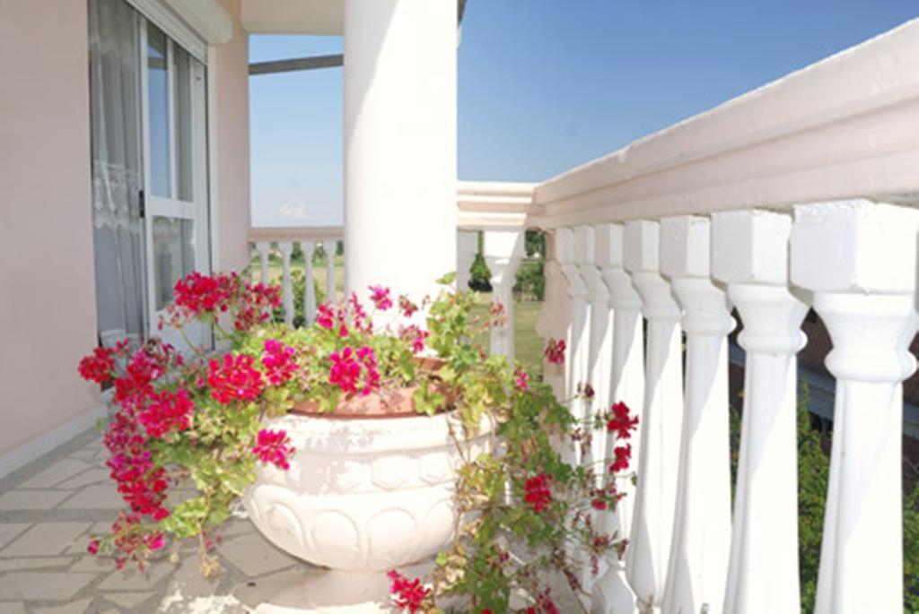 Di Vincenzo Inn Ulcinj Exterior foto