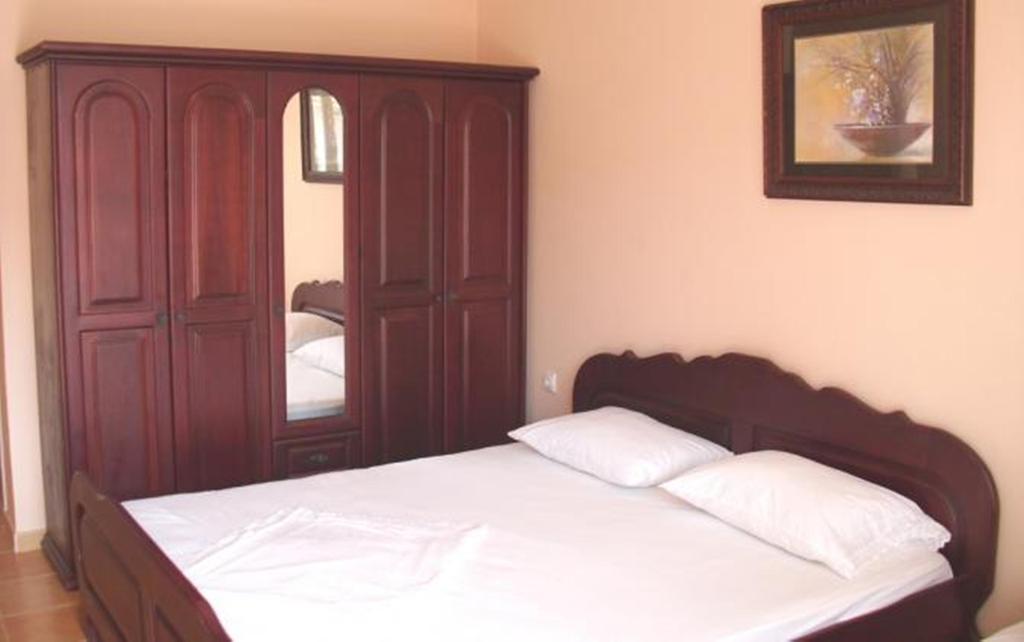 Di Vincenzo Inn Ulcinj Exterior foto